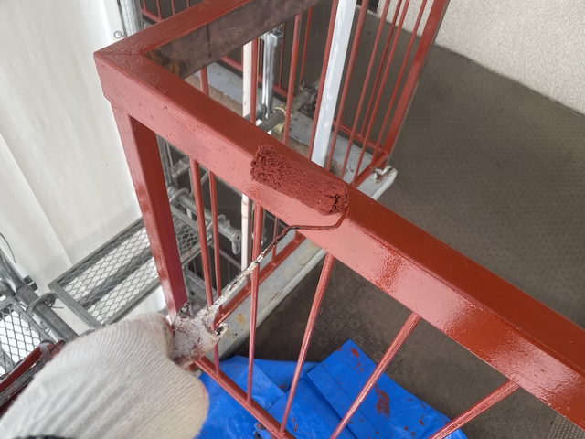 川口　鉄骨階段塗装工事　錆止め塗装